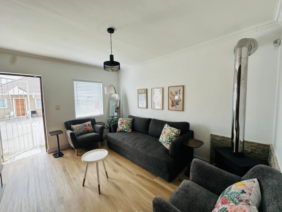 To Let 3 Bedroom Property for Rent in Klapmuts Western Cape